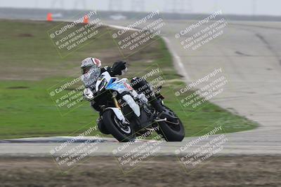 media/Nov-29-2025-TrackDaz (Sat) [[10ae2d9bce]]/A Group/Session 3 (Outside Grapevine)/